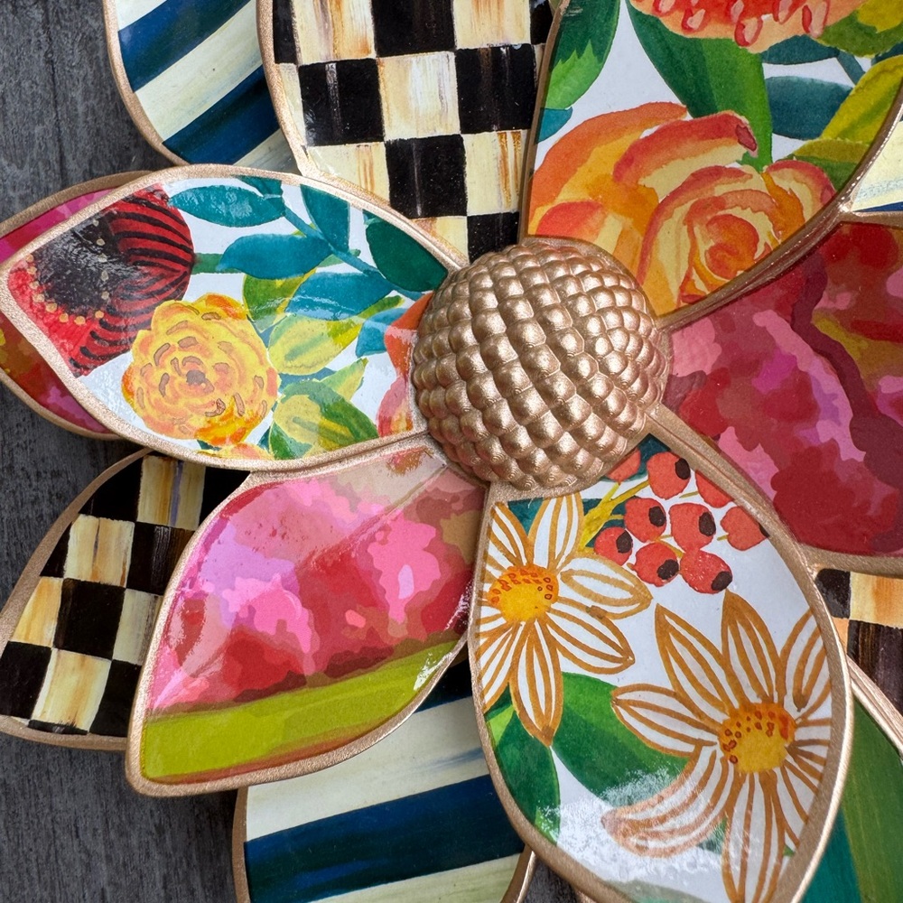 MacKenzie-Childs Wallflower, a three-dimensional decorative flower - Picture 9 of 14